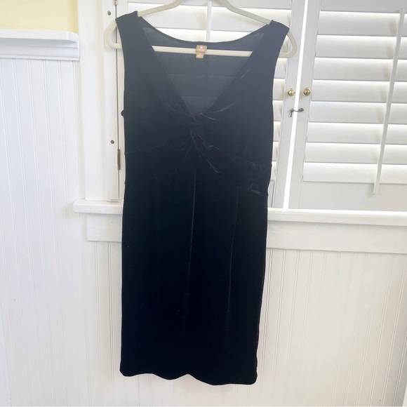 Target Limited Edition Black Velvet Twist Front Sleeveless Dress Size Small - Picture 1 of 7